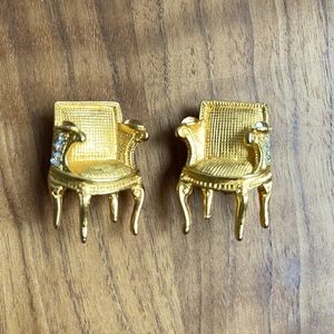 Gold chair clip-on earrings
